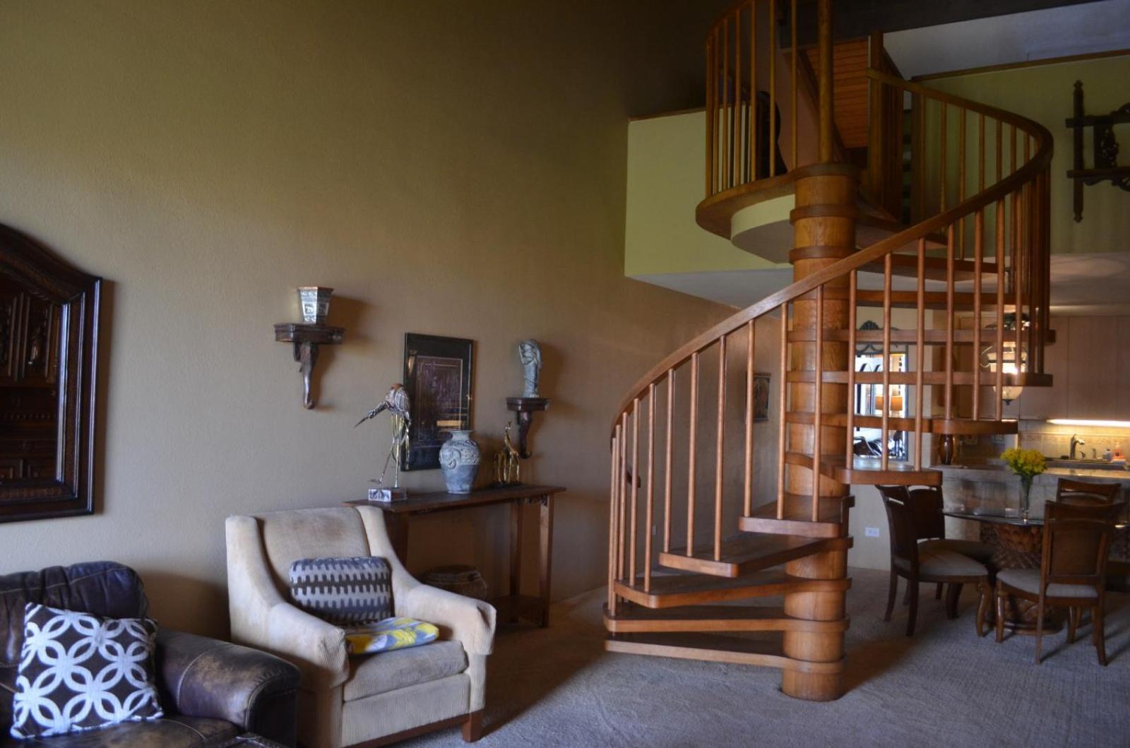 Luxurious Floor Kamaole Sands 6-404 *