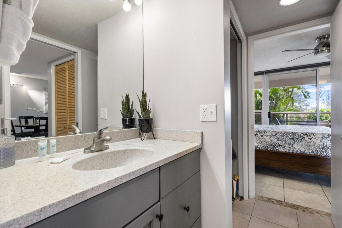 Beautiful Modern Remodeled Maui Banyan Holiday home