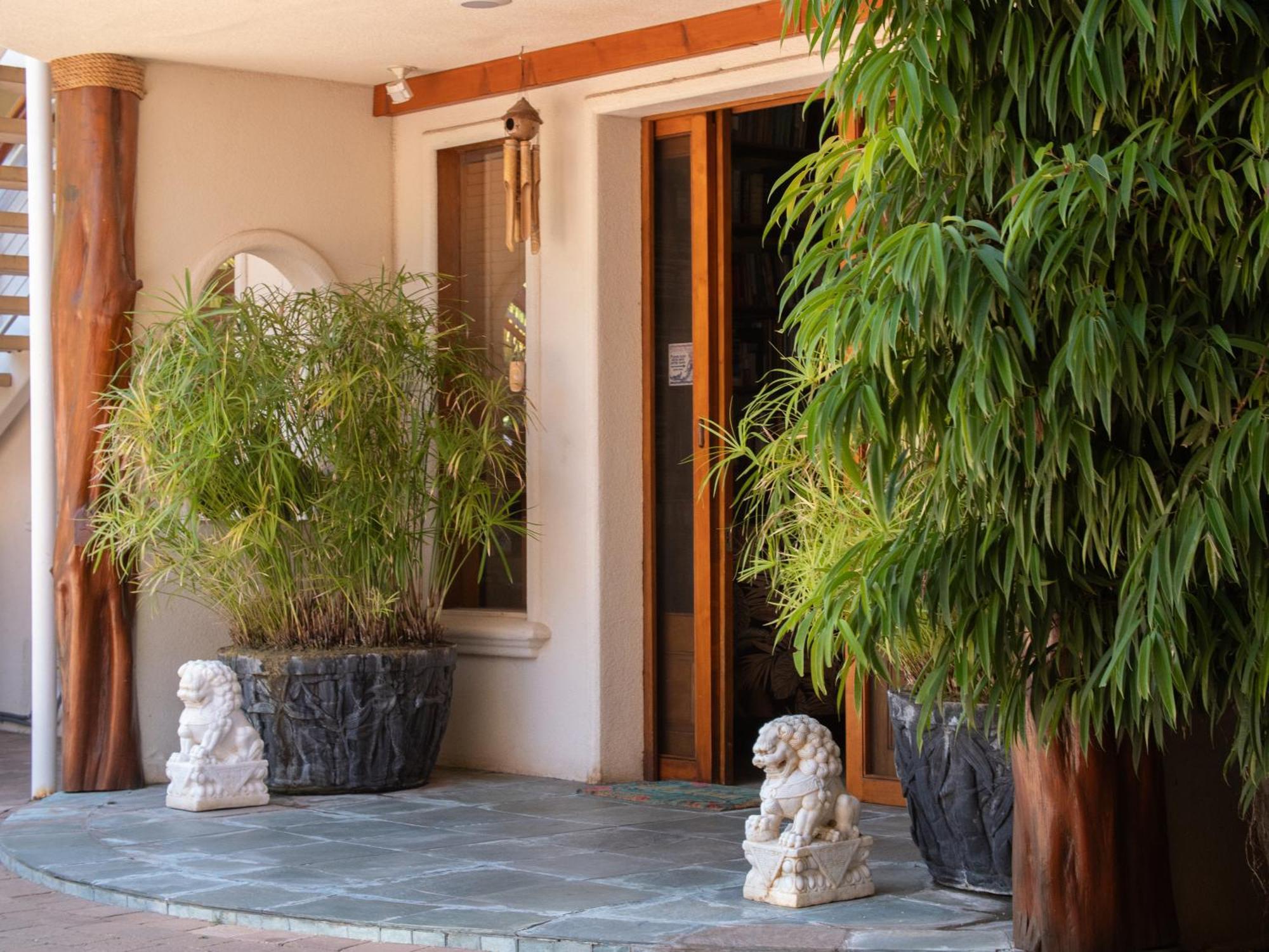 Aloha Aku Bamboo2 - A Serene Retreat By The Shore Apartment *