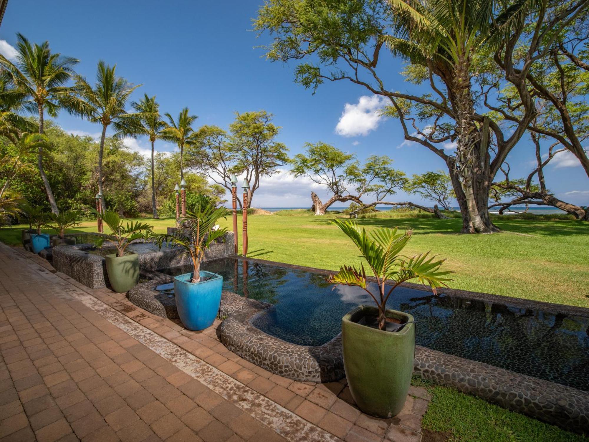Aloha Aku Bamboo2 - A Serene Retreat By The Shore Apartment