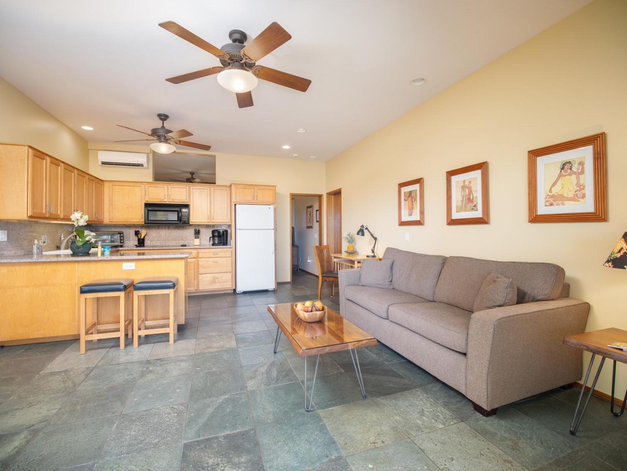 Apartment Aloha Aku Bamboo2 - A Serene Retreat By The Shore
