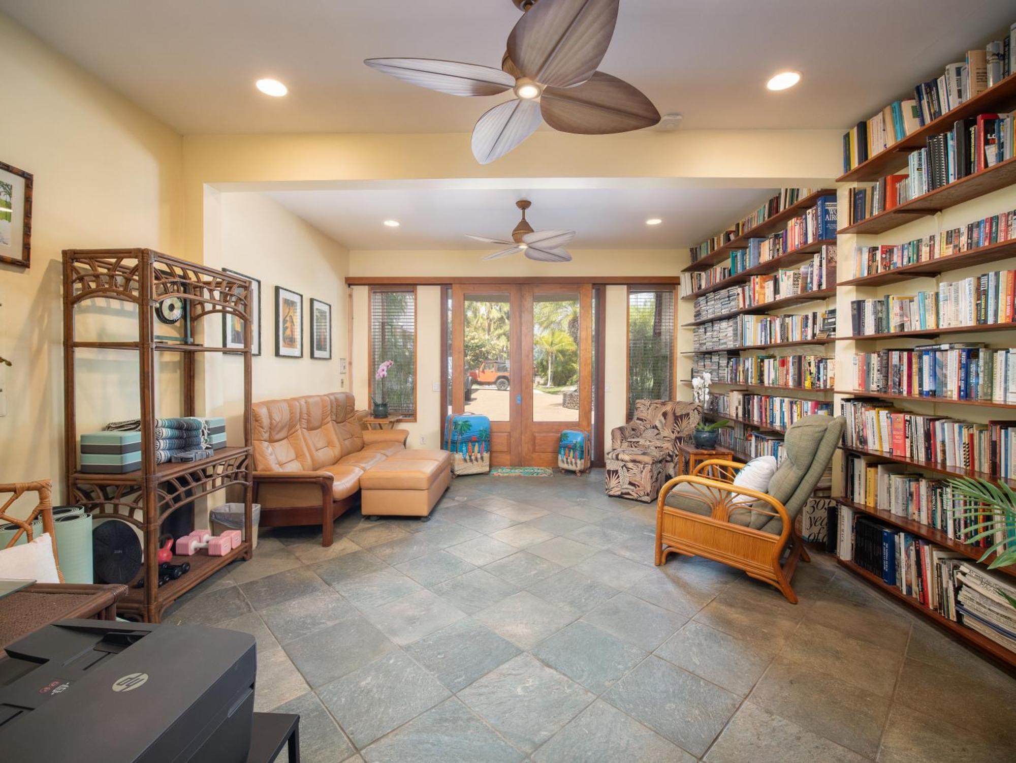 Aloha Aku Cocopalm2 - Your Cozy Beachfront Escape Apartment Kihei