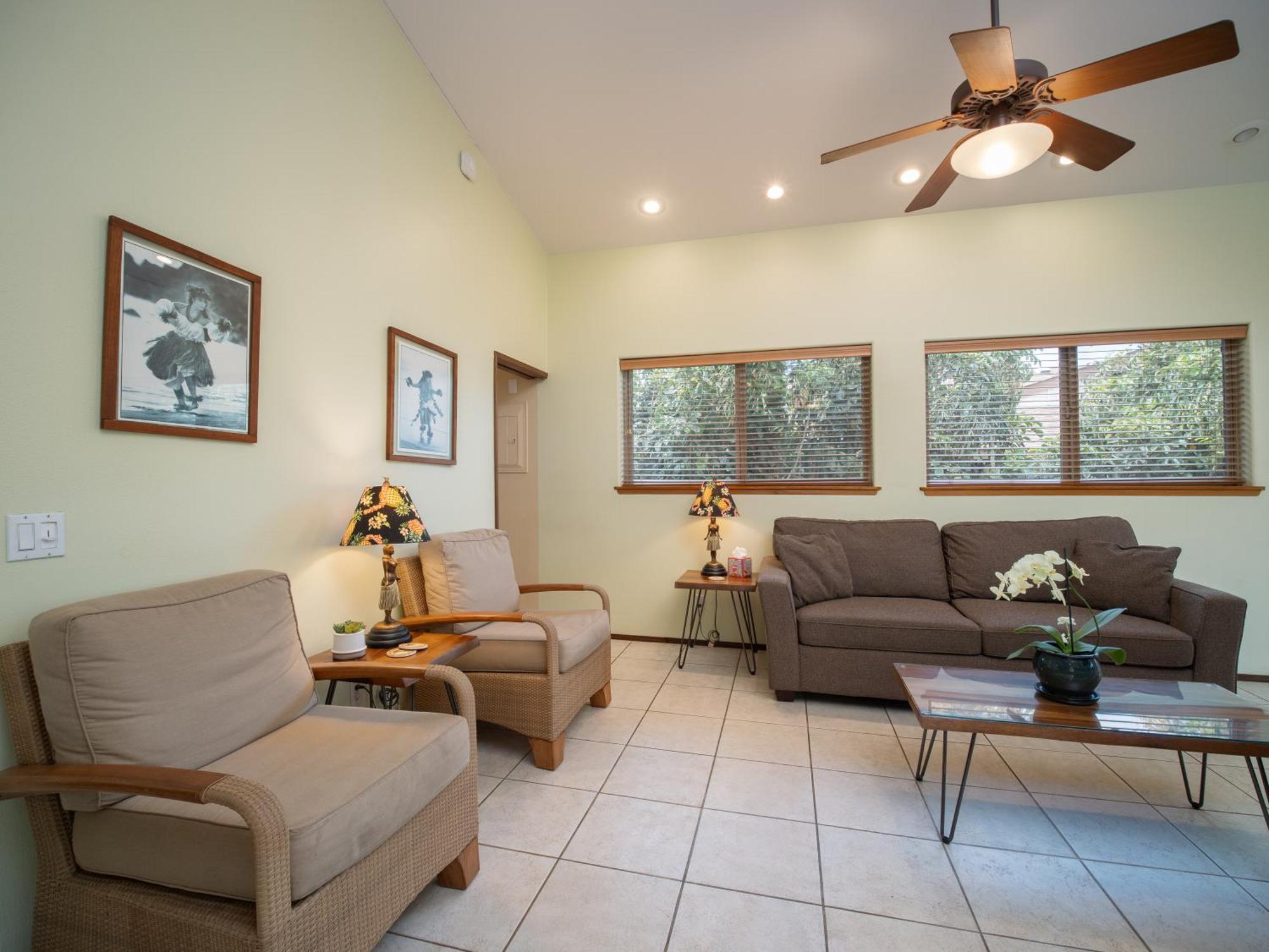 Aloha Aku Ohana - Spacious Garden View Oasis Apartment *