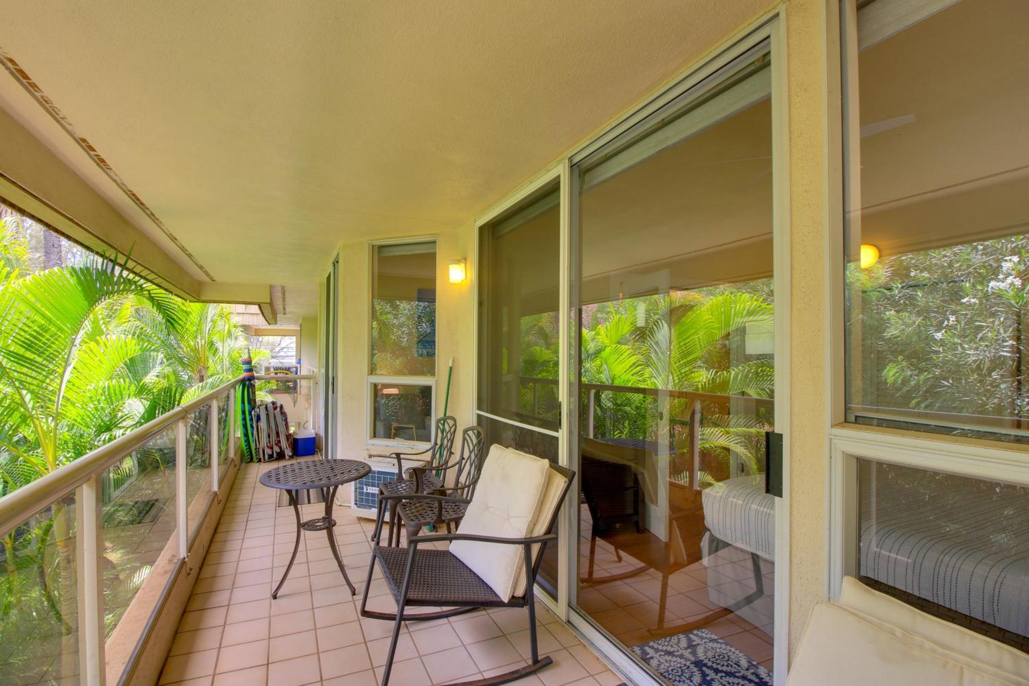 Steps To Shore Kihei Beachgoers With Pool! *