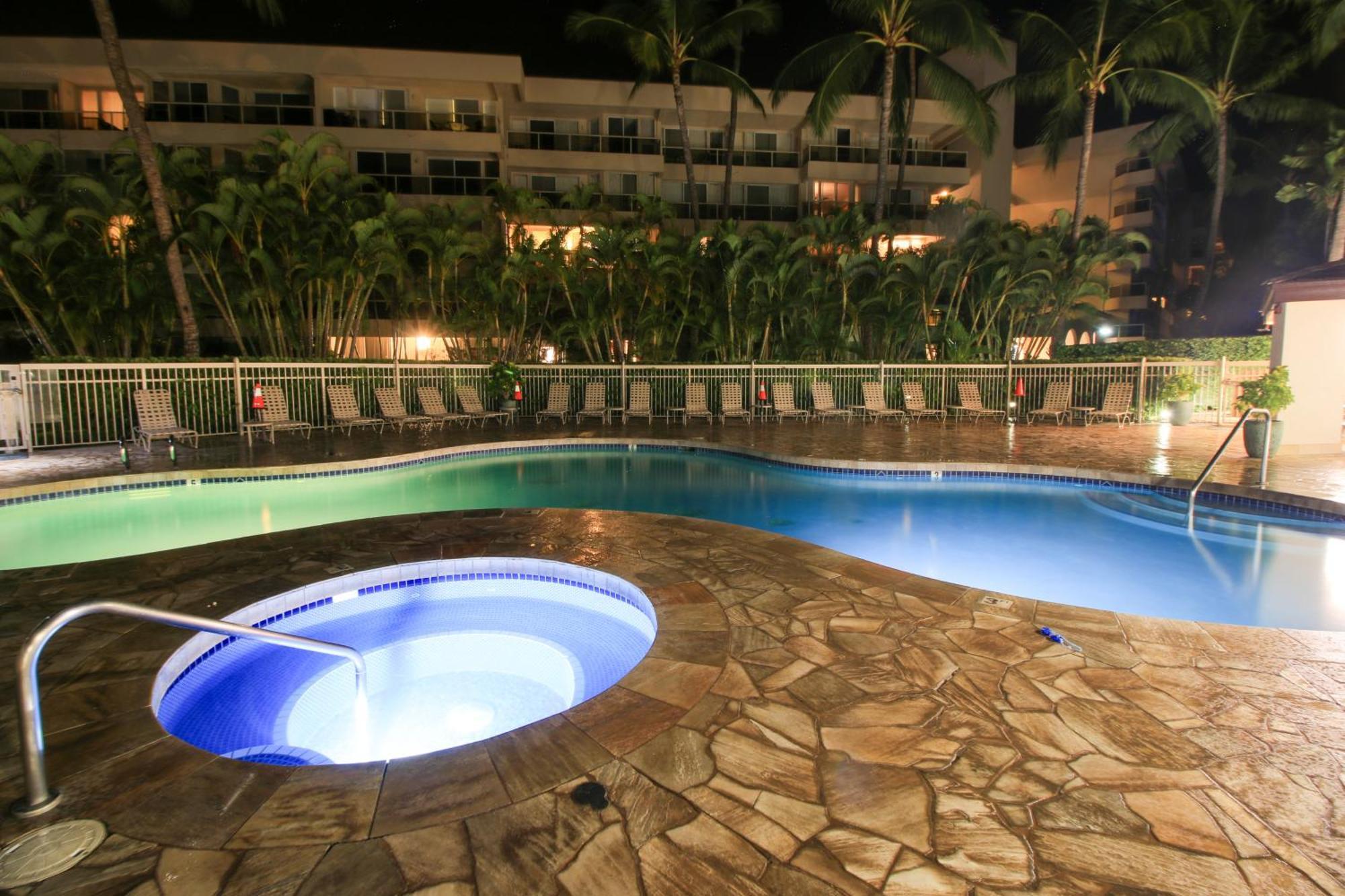 Apartment Kihei Retreat With Pool Access, Walk To Shore!