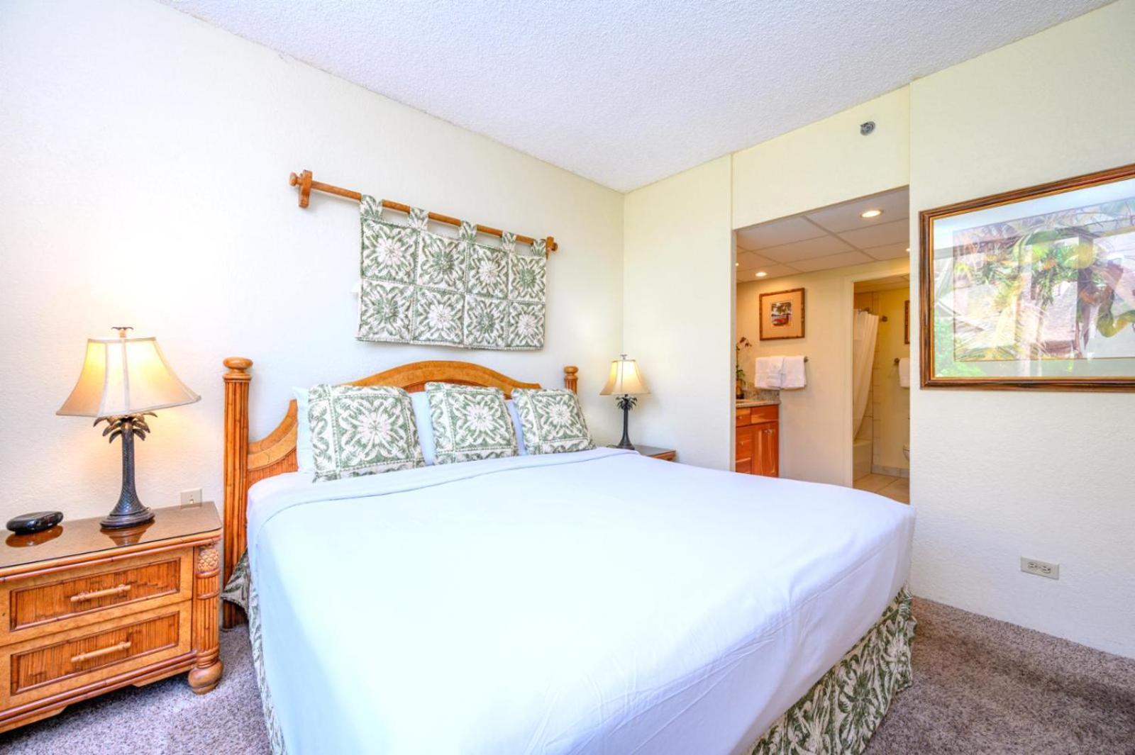 Apartment Kbm Free Car Shores Ks-155 Ground Floor Steps To Pool And