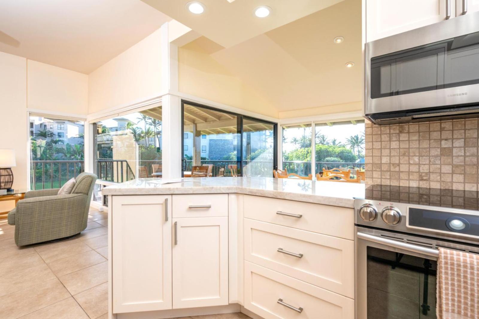 Kbm Free Car Bay Kbv-37b3 Beautifully Remodeled Ocean View Apartment Kapalua