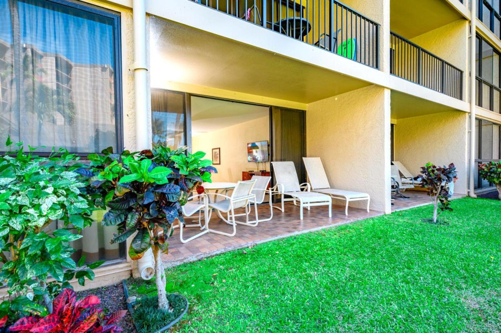 Apartment Kbm Free Car Shores Ks-155 Ground Floor Steps To Pool And