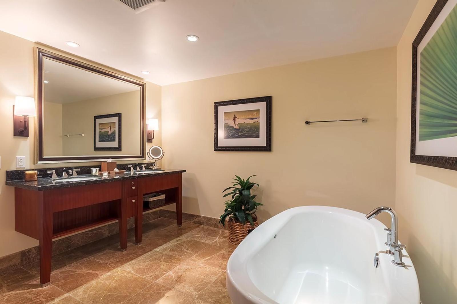 Apartment Kbm Free Car Honua Kai Konea Hkk-349 Ocean View Easy Access Kaanapali