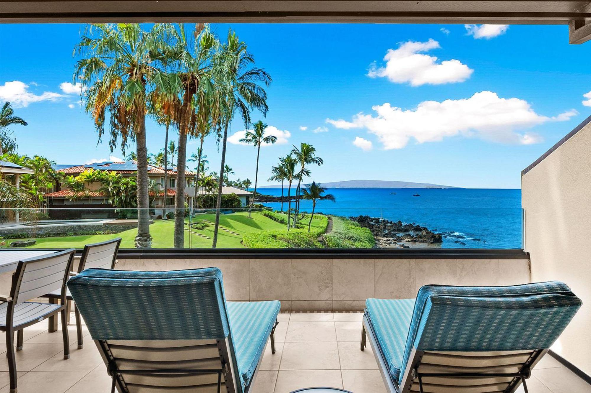Makena Surf G-201 - End Unit, Panoramic Views, Ac! Wailea (Maui)