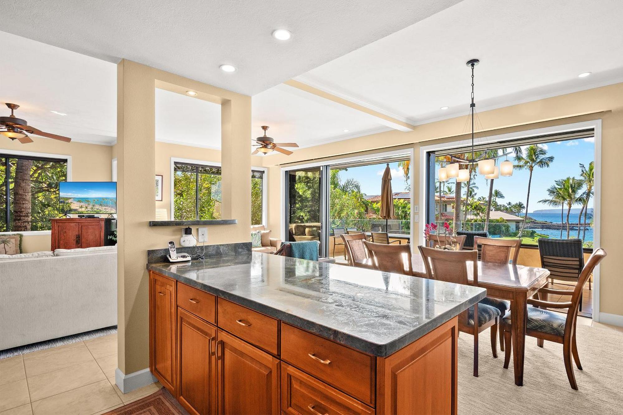 Makena Surf G-201 - End Unit, Panoramic Views, Ac! *