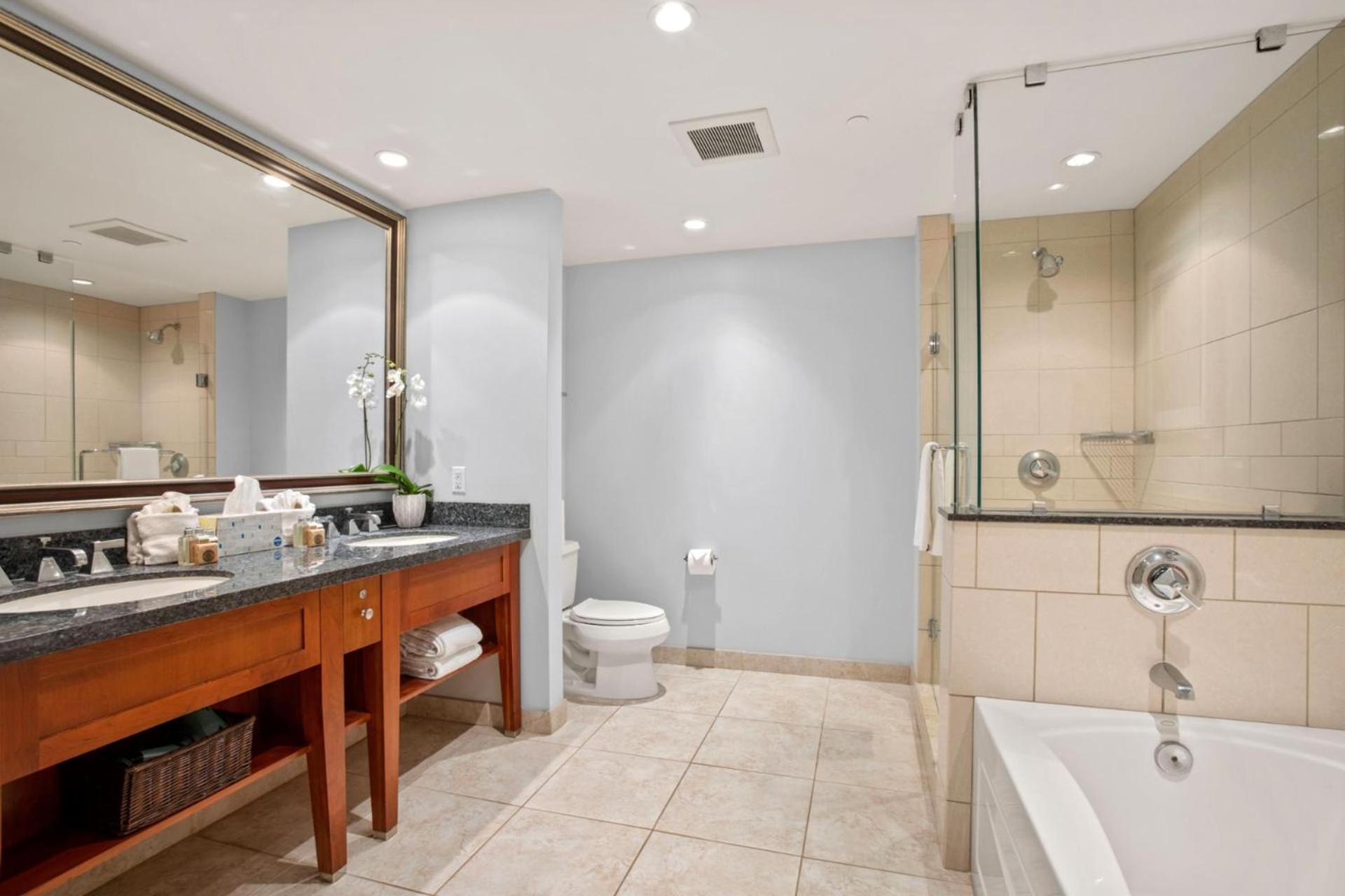 Kbm Free Car Honua Kai Konea Hkk-706 Ocean Views Just Remodeled Kaanapali