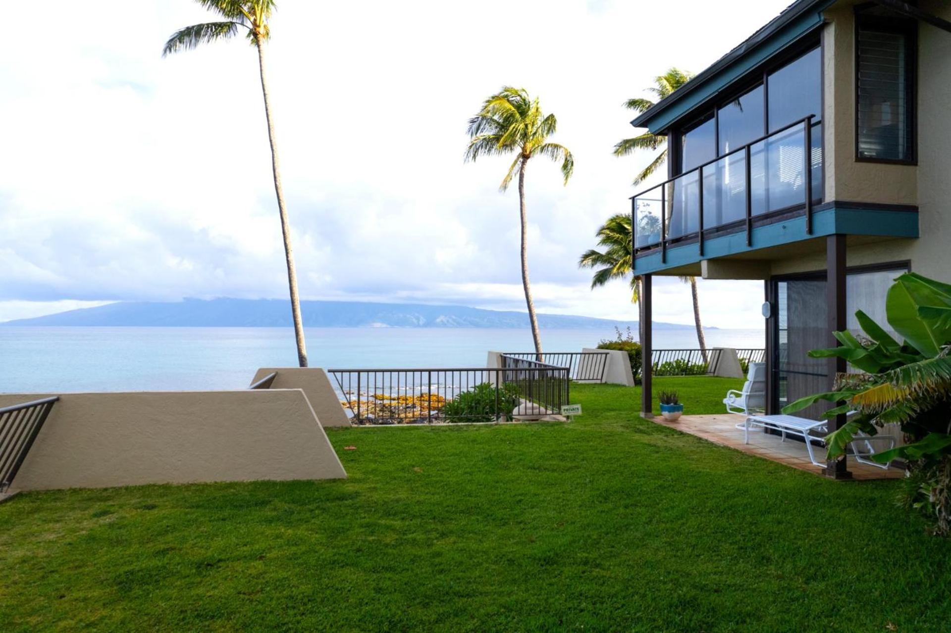 Kbm Free Car Napili Point Nap-c18 Ocean Front Spacious Apartment Kapalua