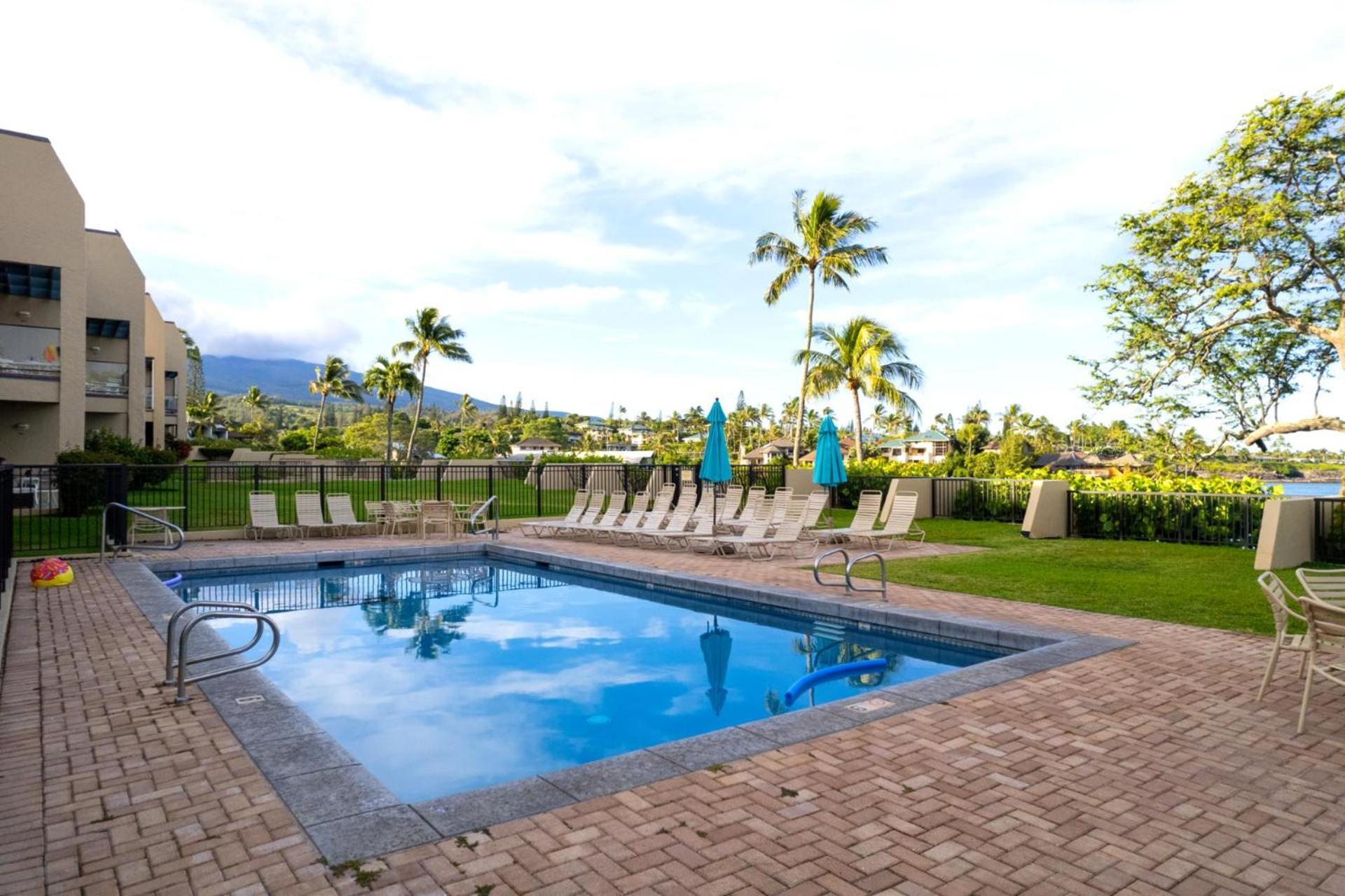 Kbm Free Car Napili Point Nap-c18 Ocean Front Spacious