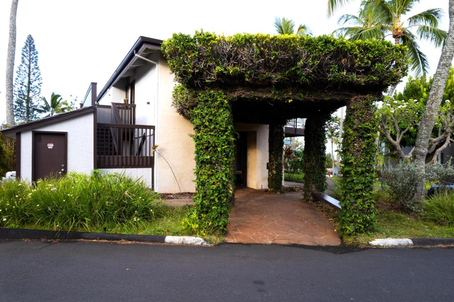 Kbm Free Car Napili Point Nap-c18 Ocean Front Spacious Apartment Kapalua