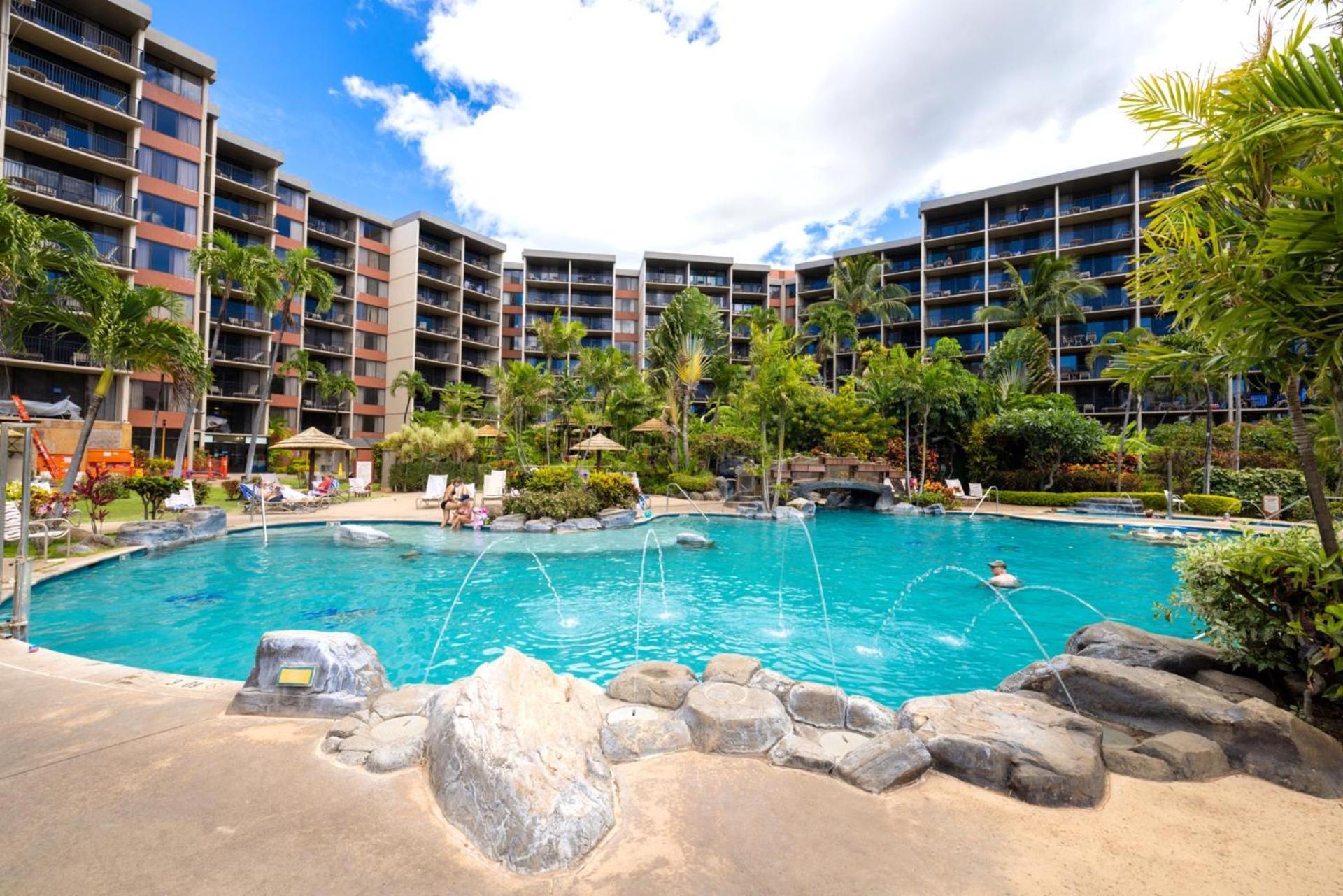 Kbm Free Car Shores Ks-155 Ground Floor Steps To Pool And *