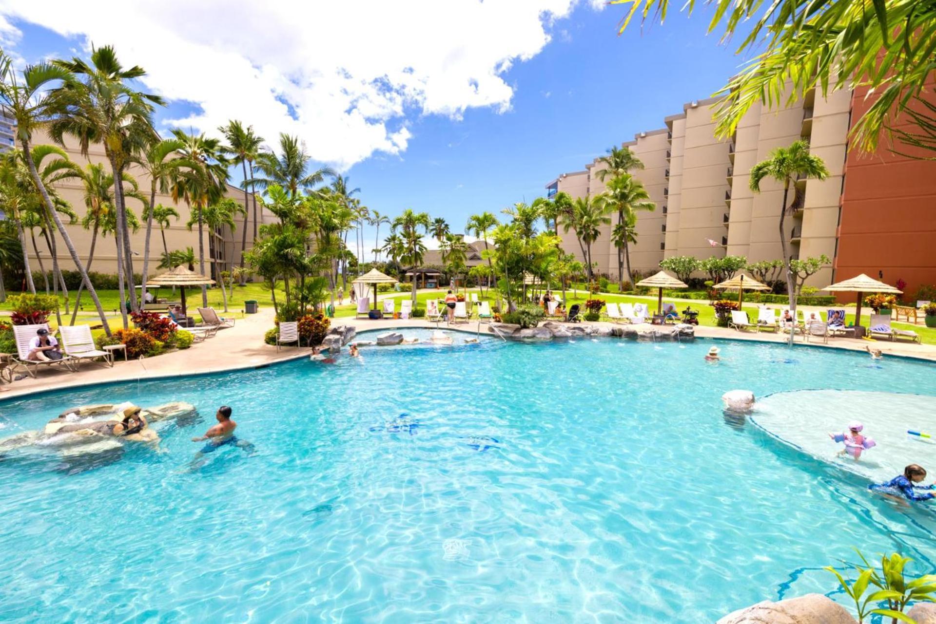 Apartment Kbm Free Car Shores Ks-155 Ground Floor Steps To Pool And Kaanapali