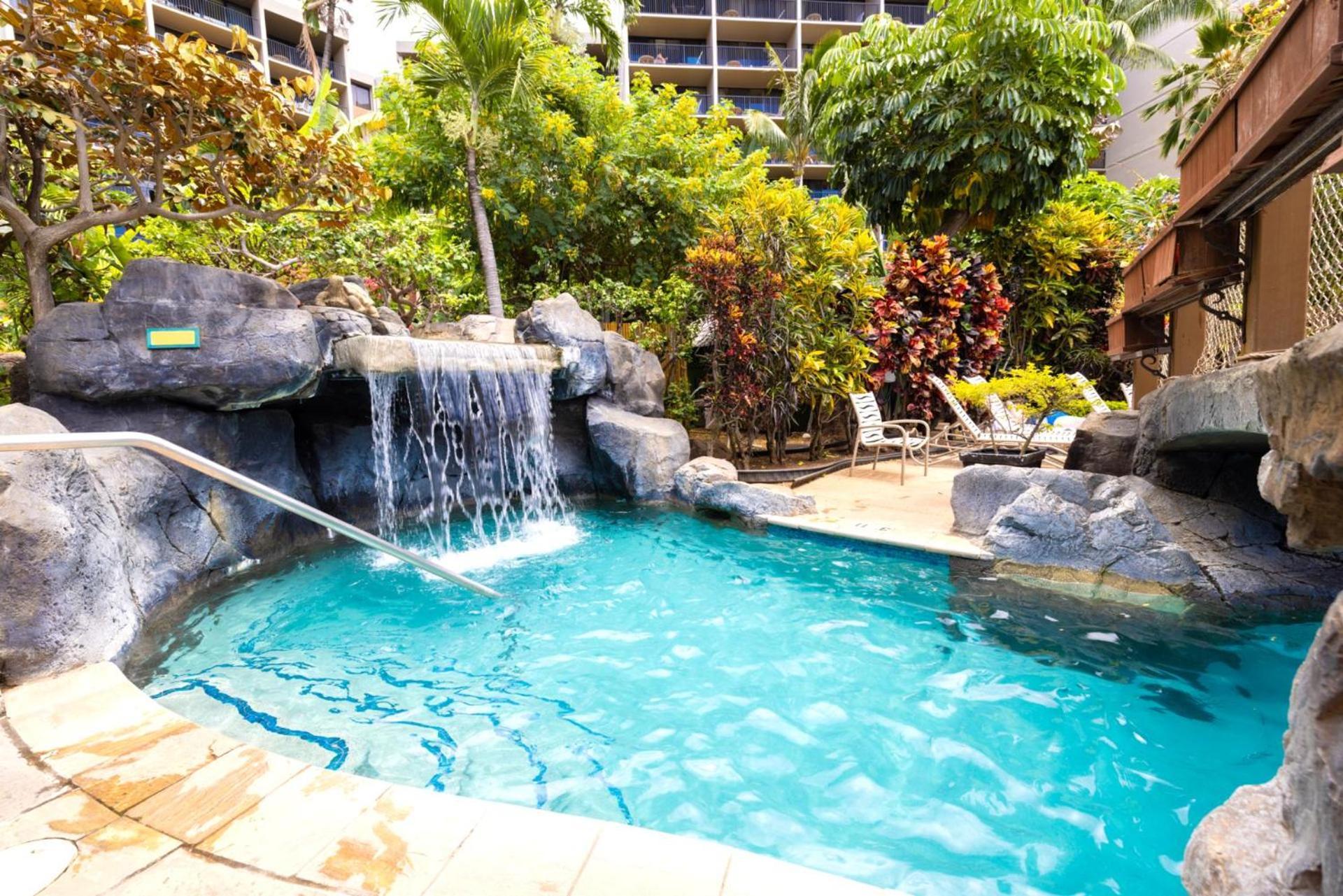 Kbm Free Car Shores Ks-155 Ground Floor Steps To Pool And *