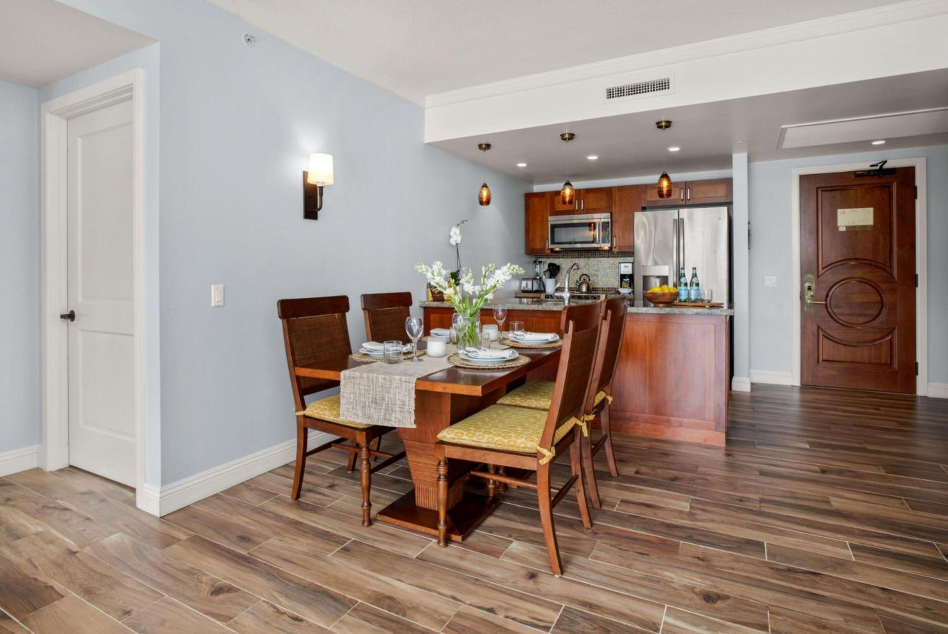 Kbm Free Car Honua Kai Konea Hkk-706 Ocean Views Just Remodeled Apartment Kaanapali