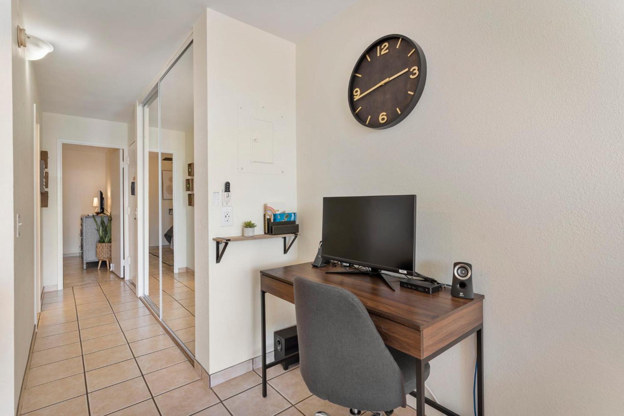 Apartment Cute Ocean View Condo, Walk To Lsv03 Kihei