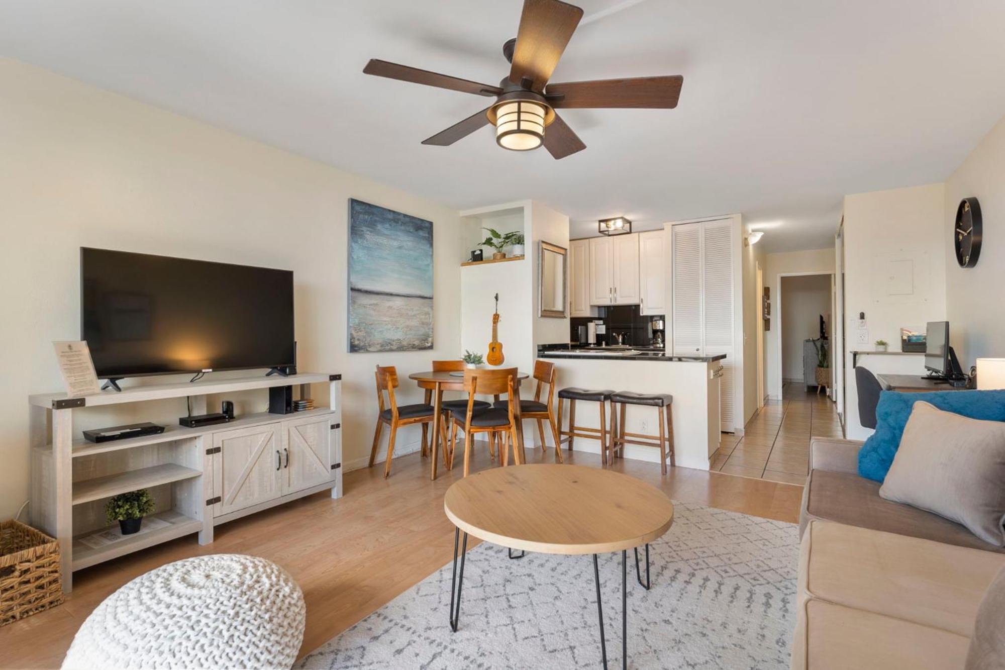 Apartment Cute Ocean View Condo, Walk To Lsv03