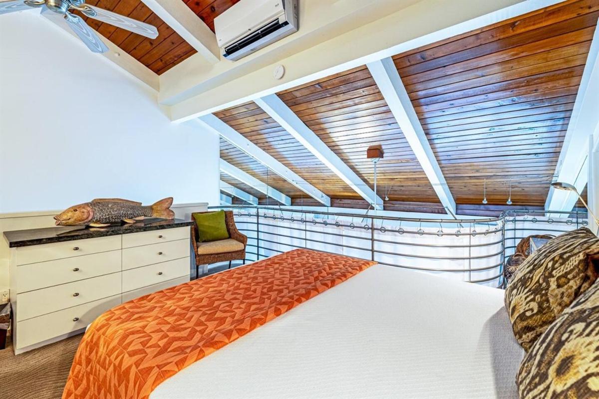 Apartment The Noniluna Two - Sleeps 9 Pack N Play *