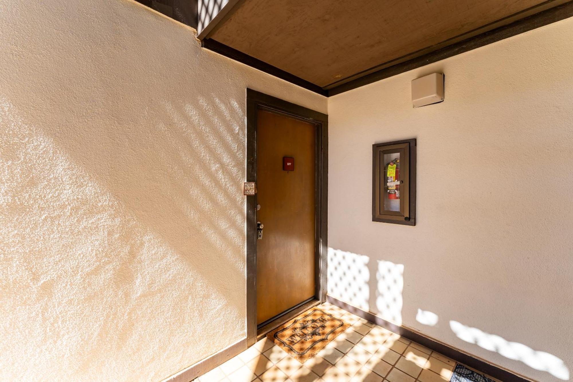 Your Maui Getaway-walk To The Beach, Pool, Hot Tub Lsv14 Apartment *