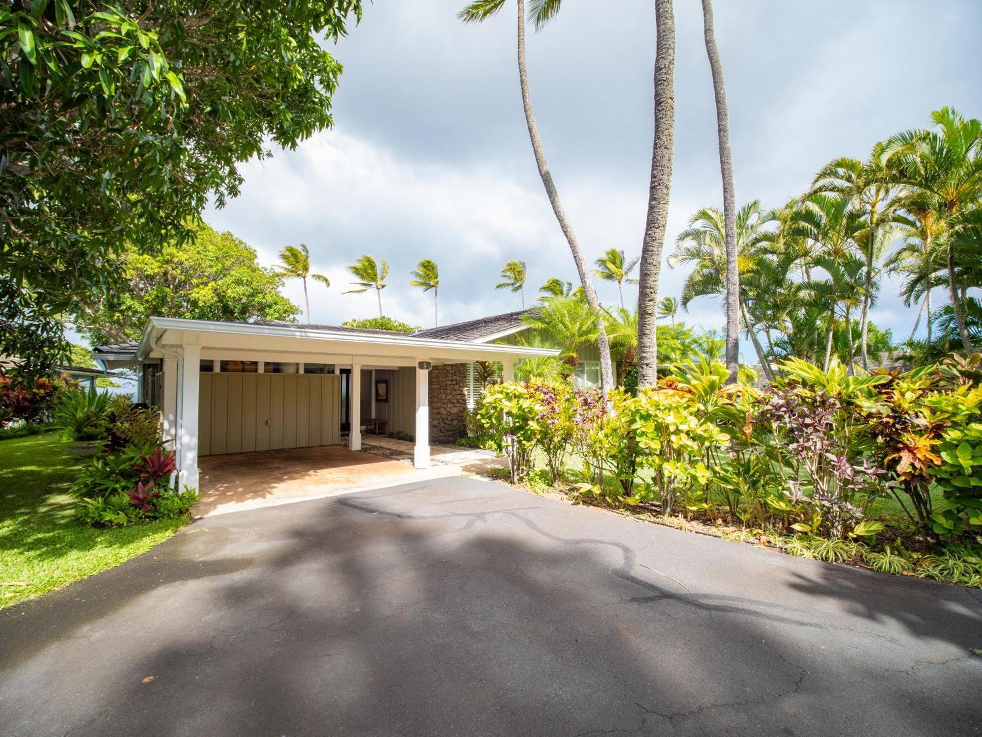 Exclusive Oceanfront Access At Alaeloa #3 Kahana
