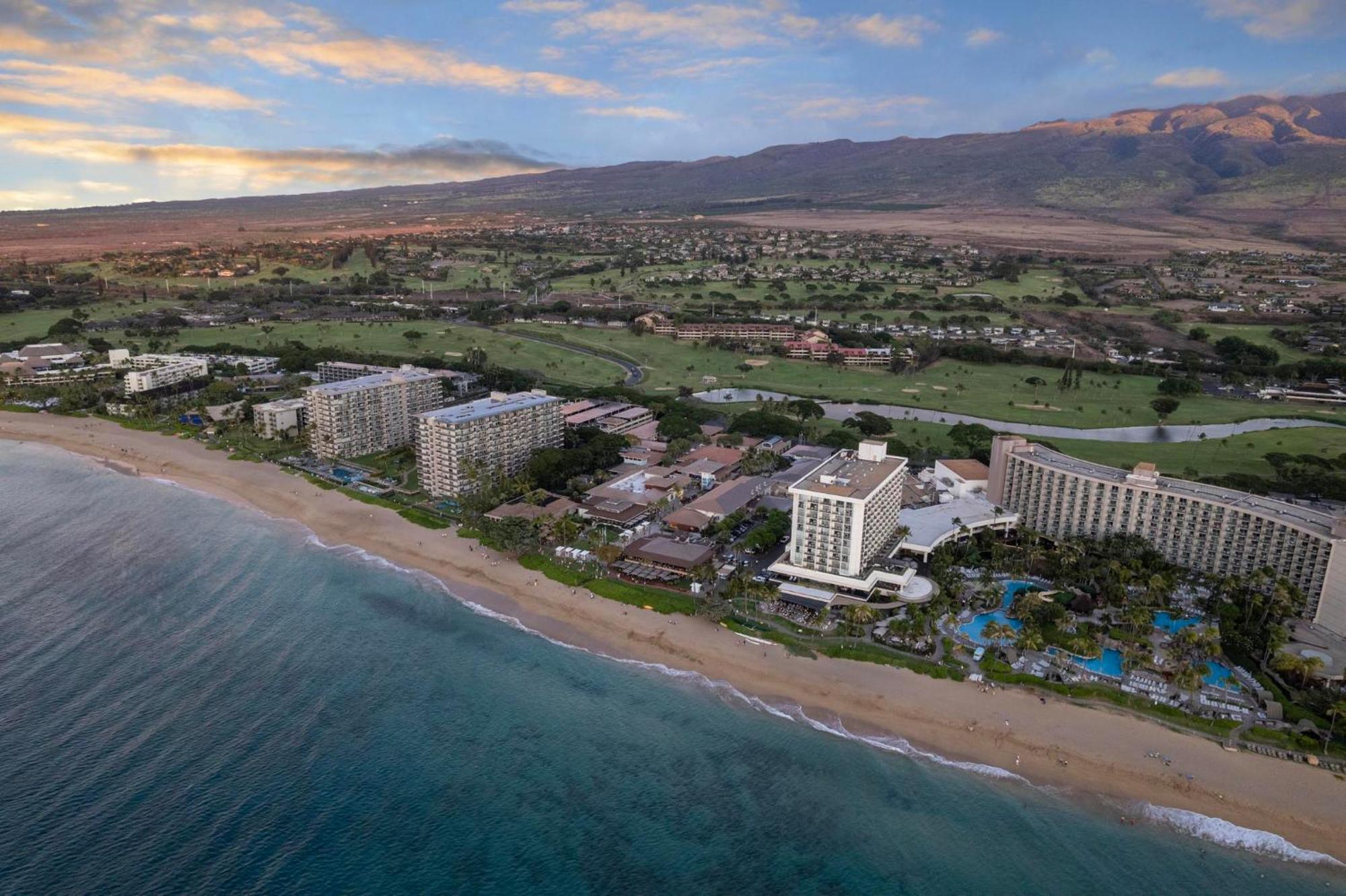 Ocean Bliss Awaits - Spacious Lanai - Outdoor Grill - Golf Course Views *