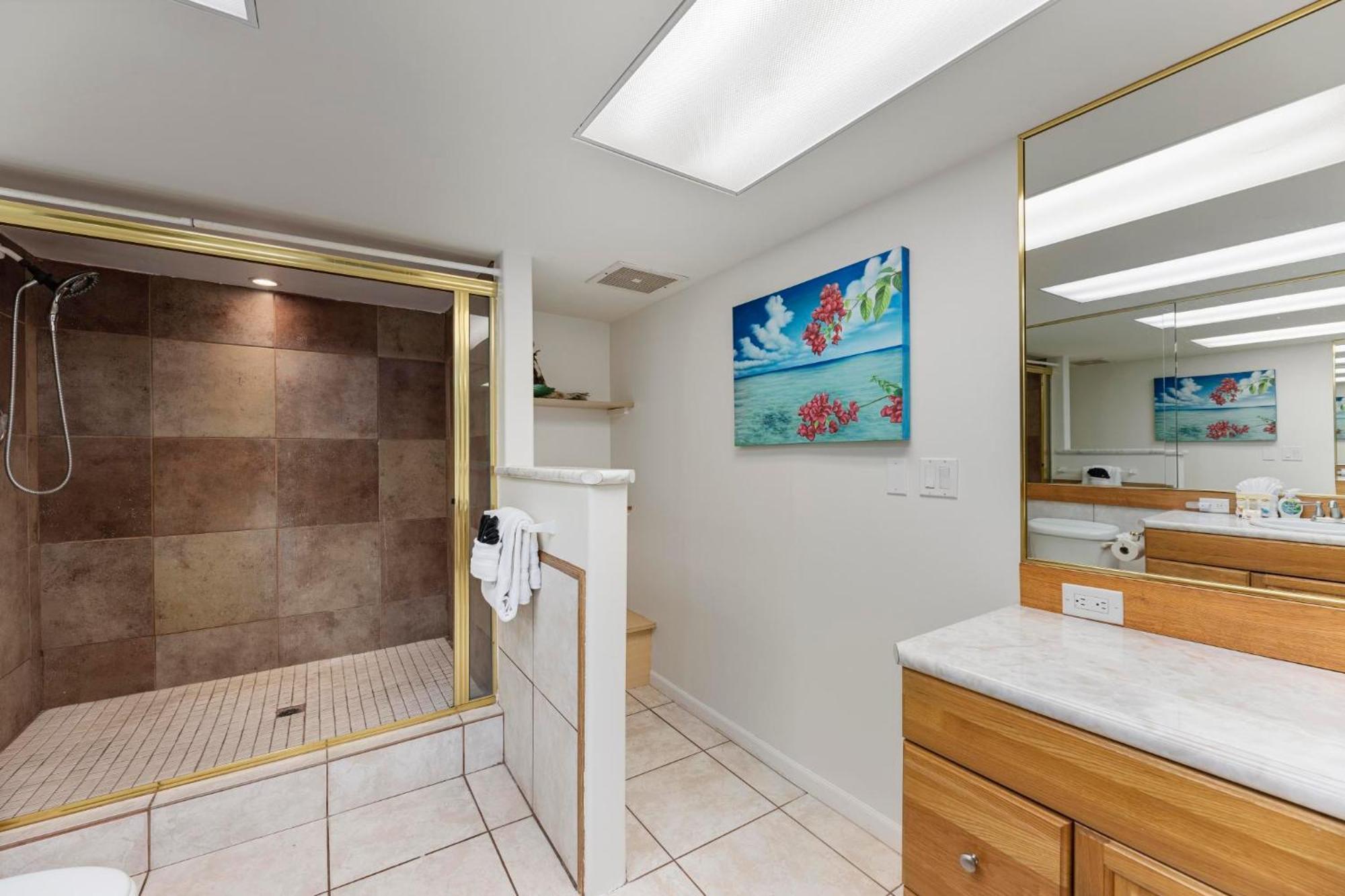 Ocean Bliss Awaits - Spacious Lanai - Outdoor Grill - Golf Course Views Holiday home Lahaina
