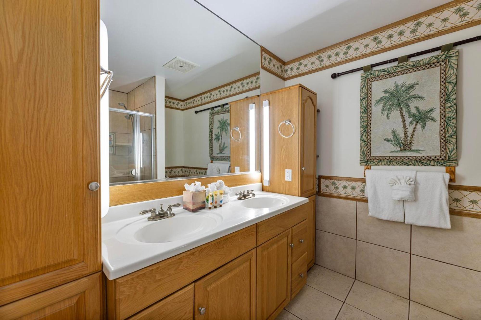 Ocean Bliss Awaits - Spacious Lanai - Outdoor Grill - Golf Course Views * Lahaina