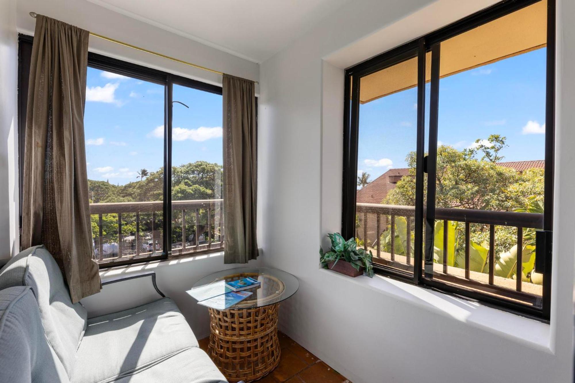 Ocean Bliss Awaits - Spacious Lanai - Outdoor Grill - Golf Course Views Lahaina