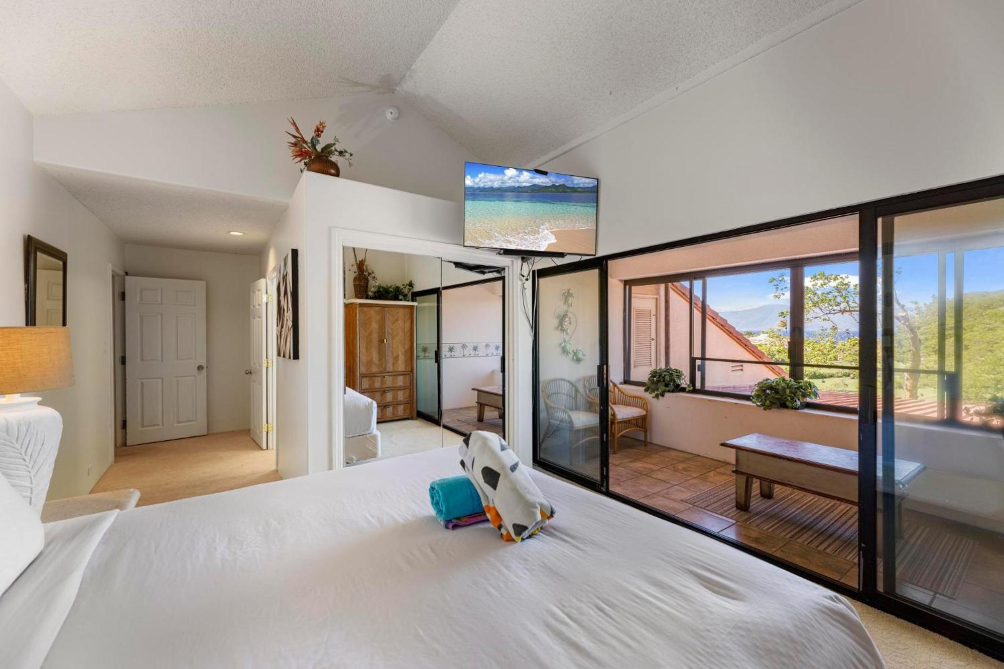 Ocean Bliss Awaits - Spacious Lanai - Outdoor Grill - Golf Course Views Holiday home