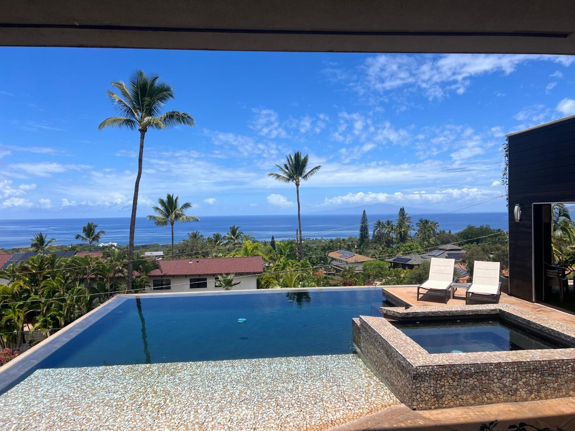 One-of-a-kind Maui Getaway!