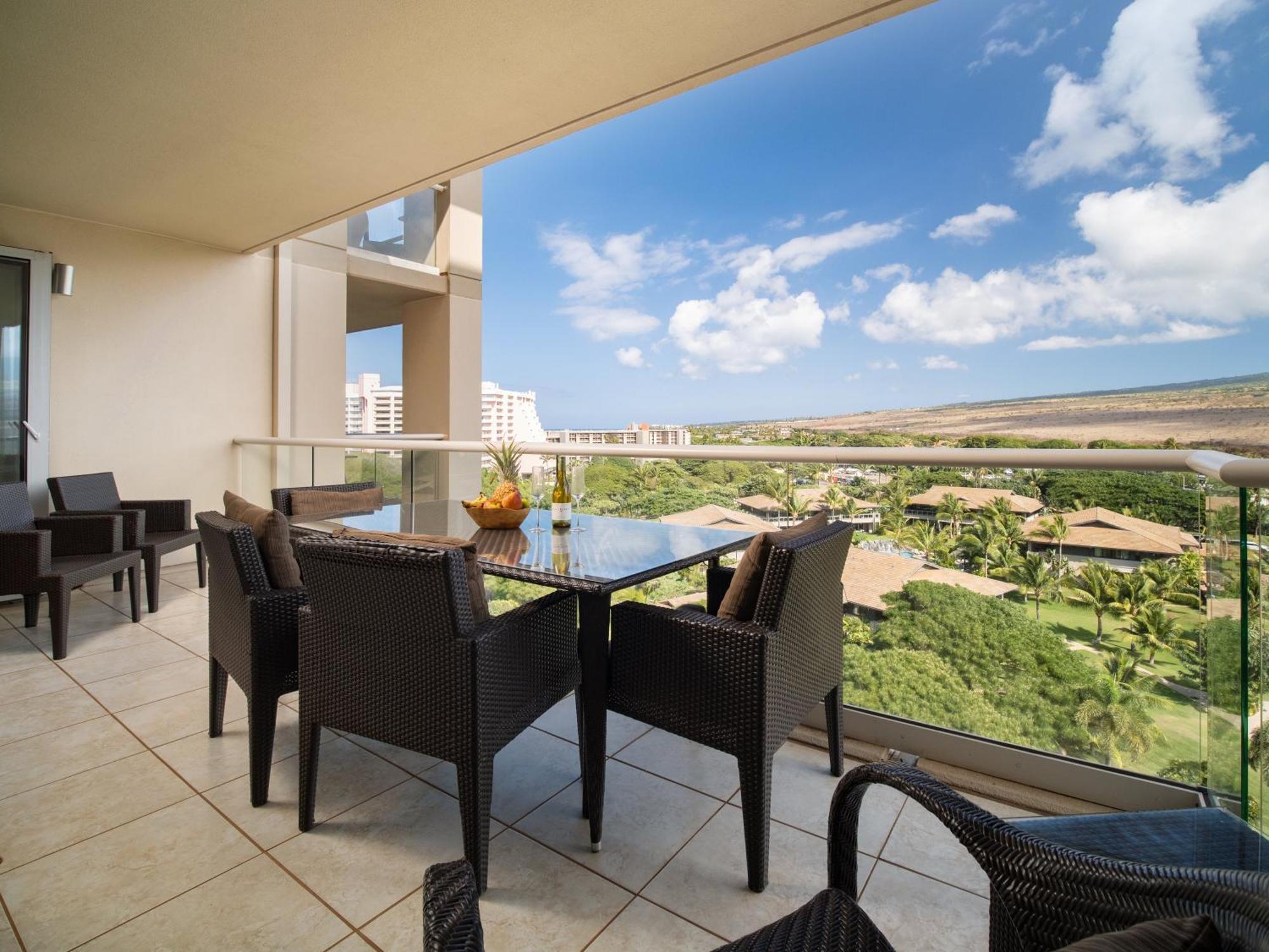 Ninth-floor Mountain View And Expansive Lanai At Honua Kai Holiday home