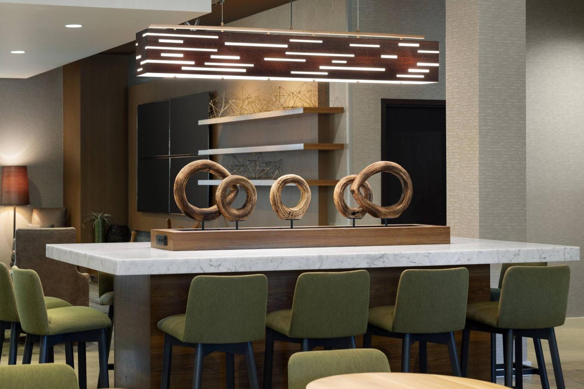Courtyard By Marriott Maui Airport Kahului
