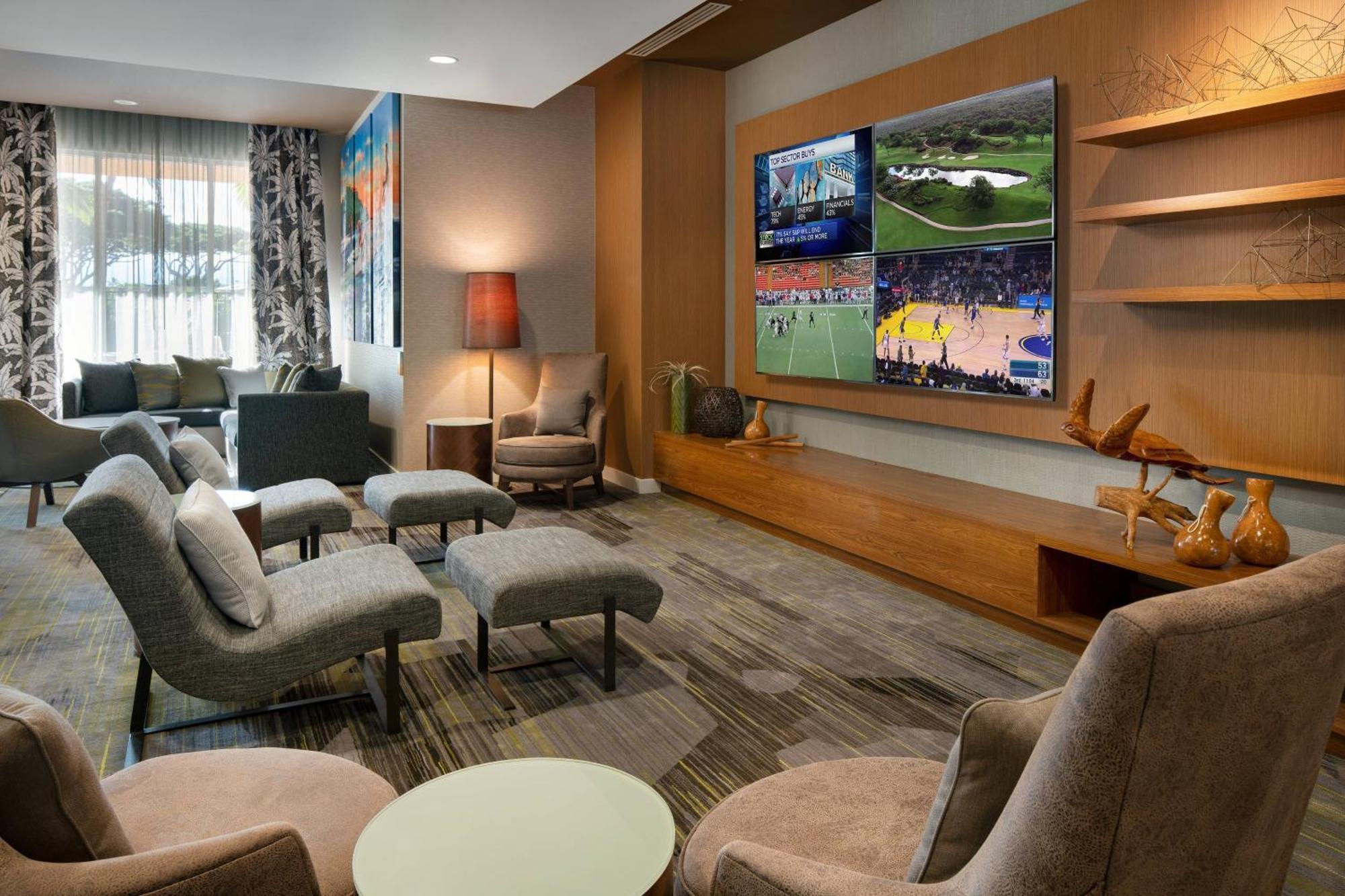 Courtyard By Marriott Maui Airport