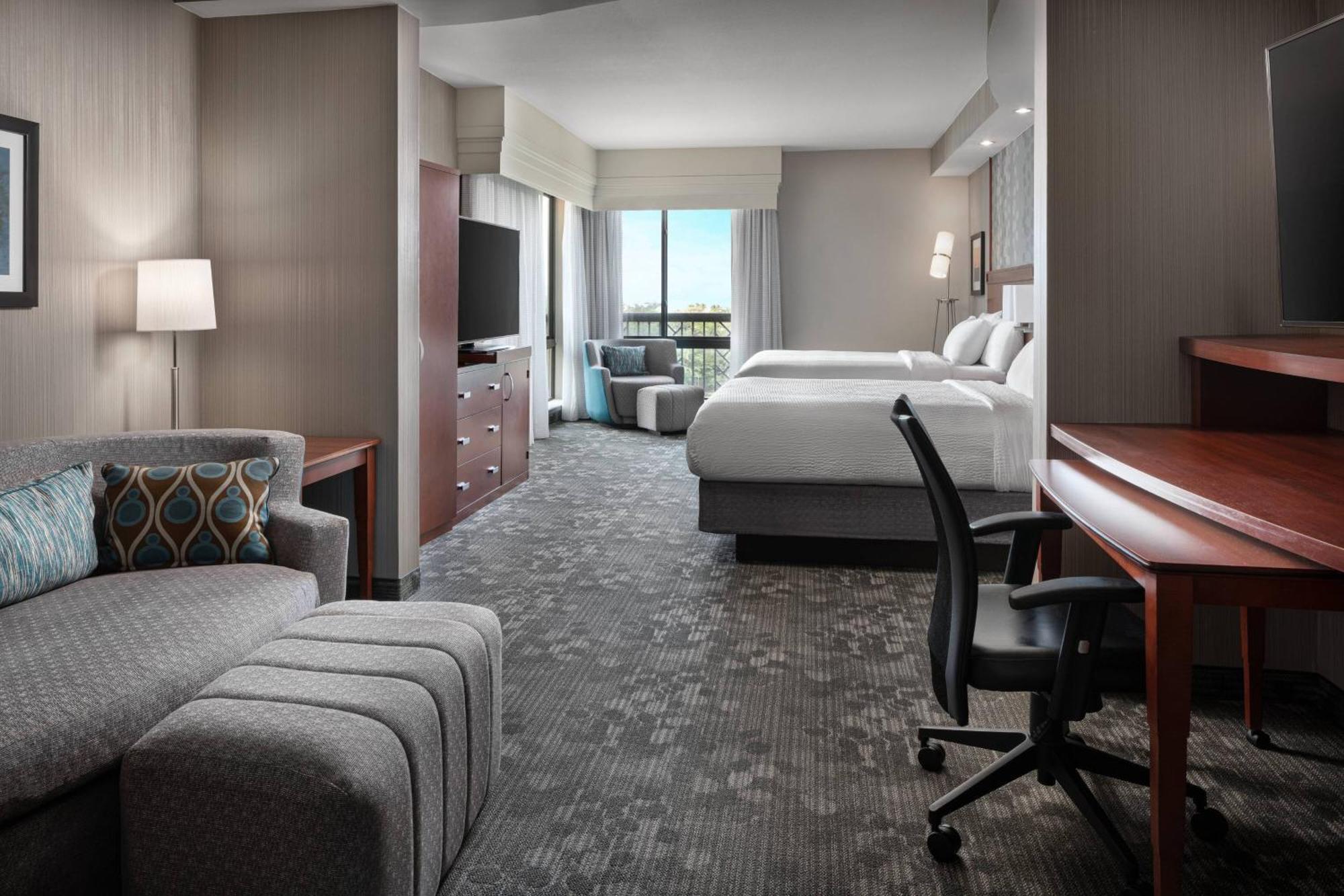 Courtyard By Marriott Maui Airport 3*
