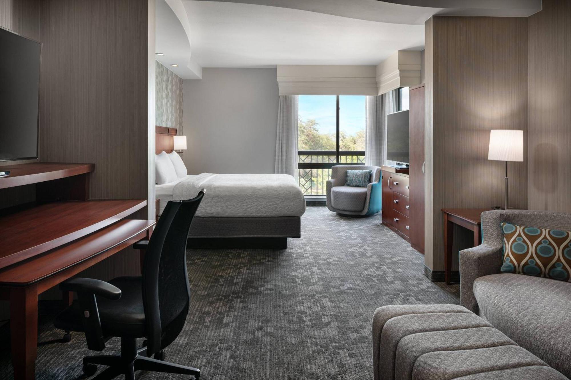Courtyard By Marriott Maui Airport Kahului