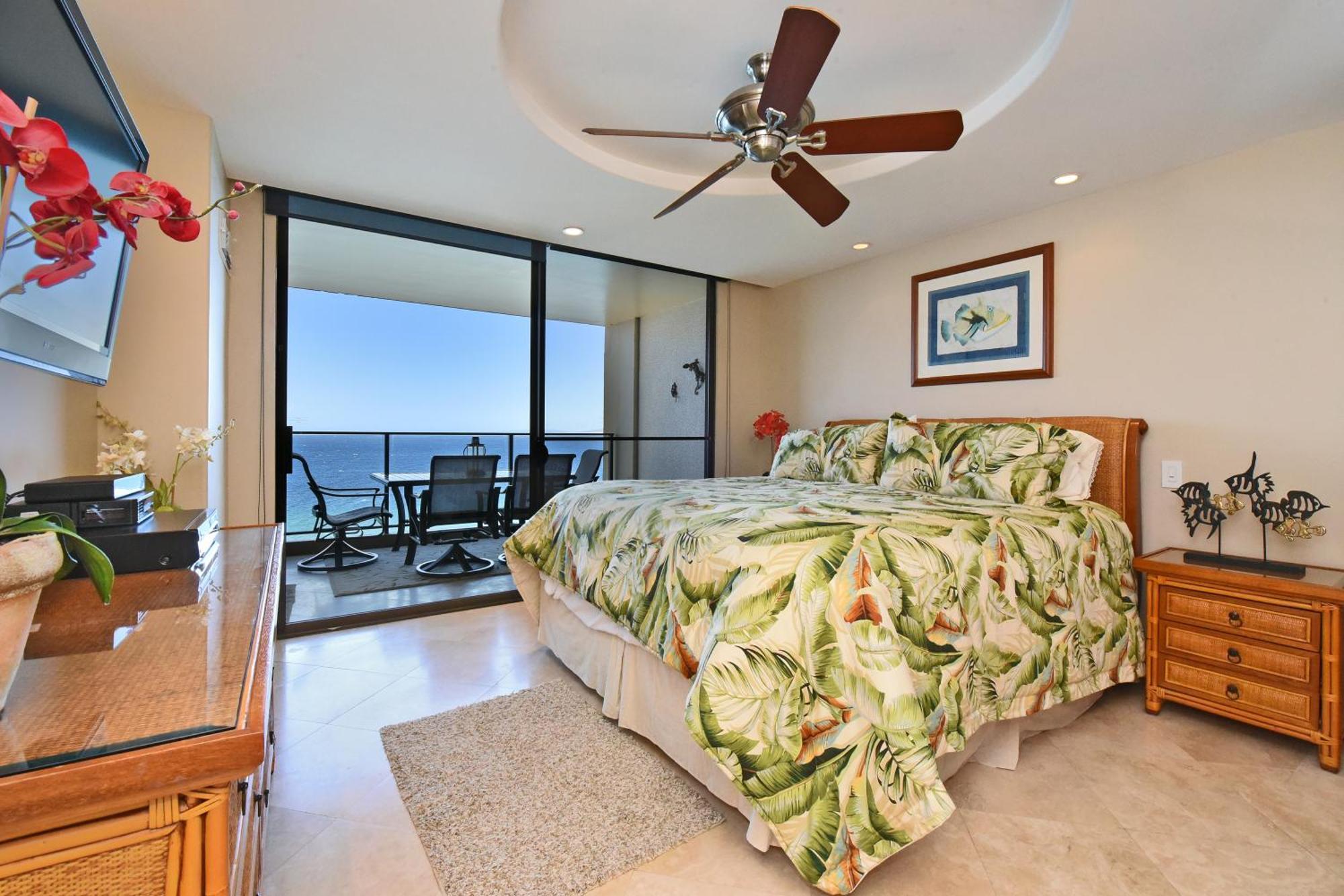 Floor Penthouse At The Mahana Aparthotel Lahaina