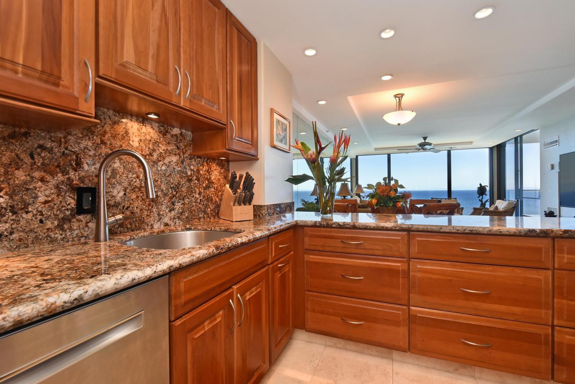 Floor Penthouse At The Mahana * Lahaina