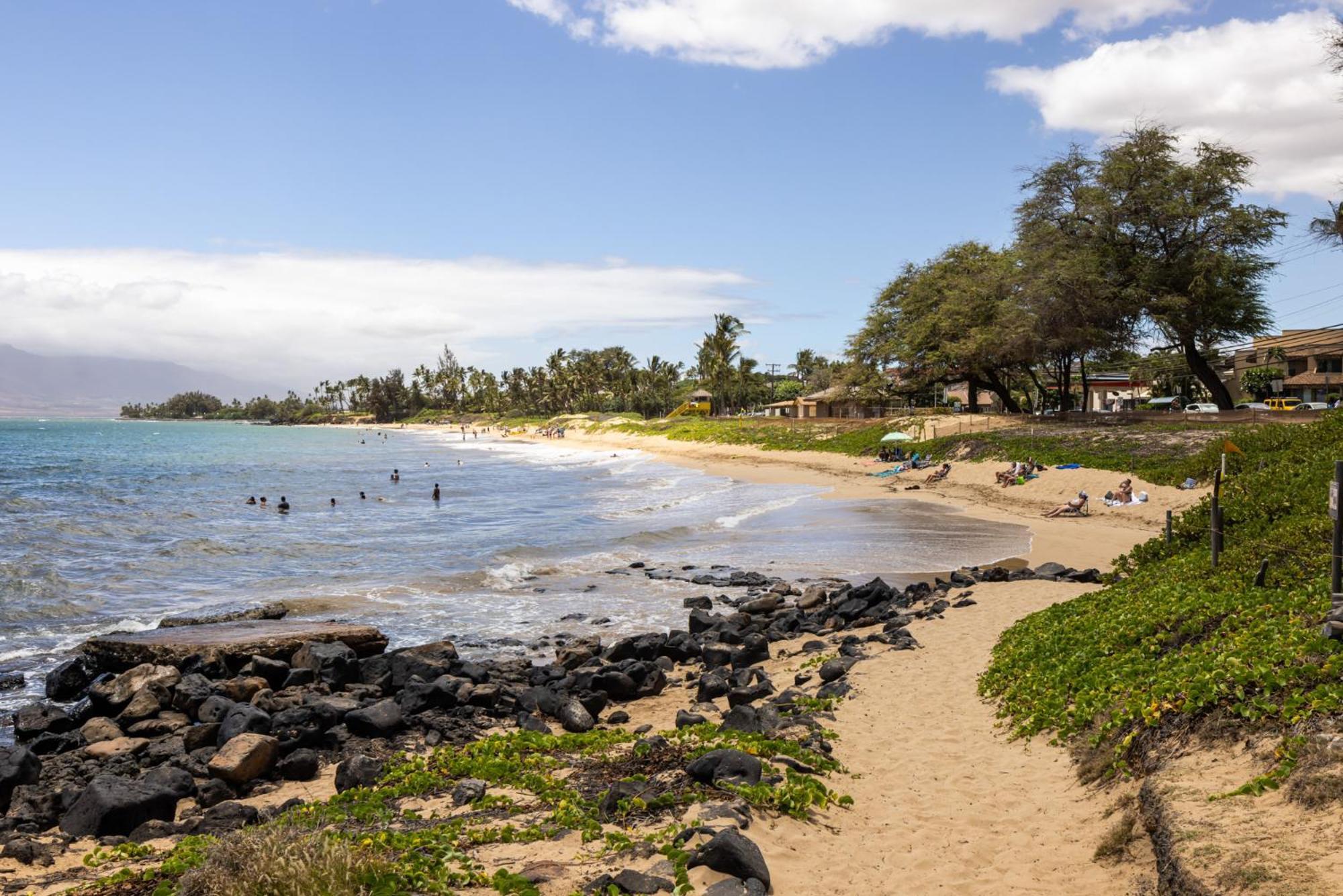 Stunning Ocean View 2 Bedroom Steps From Holiday home Kihei