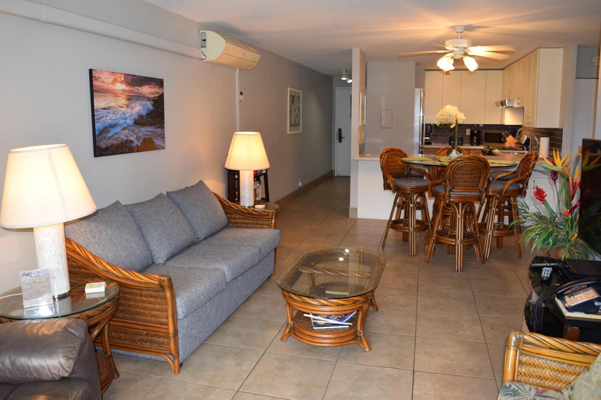 Ground Floor Garden View Unit With Great Amenities