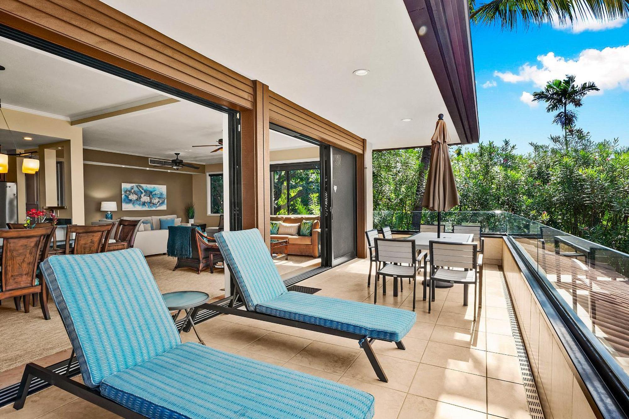 Makena Surf G-201 - End Unit, Panoramic Views, Ac! Holiday home *