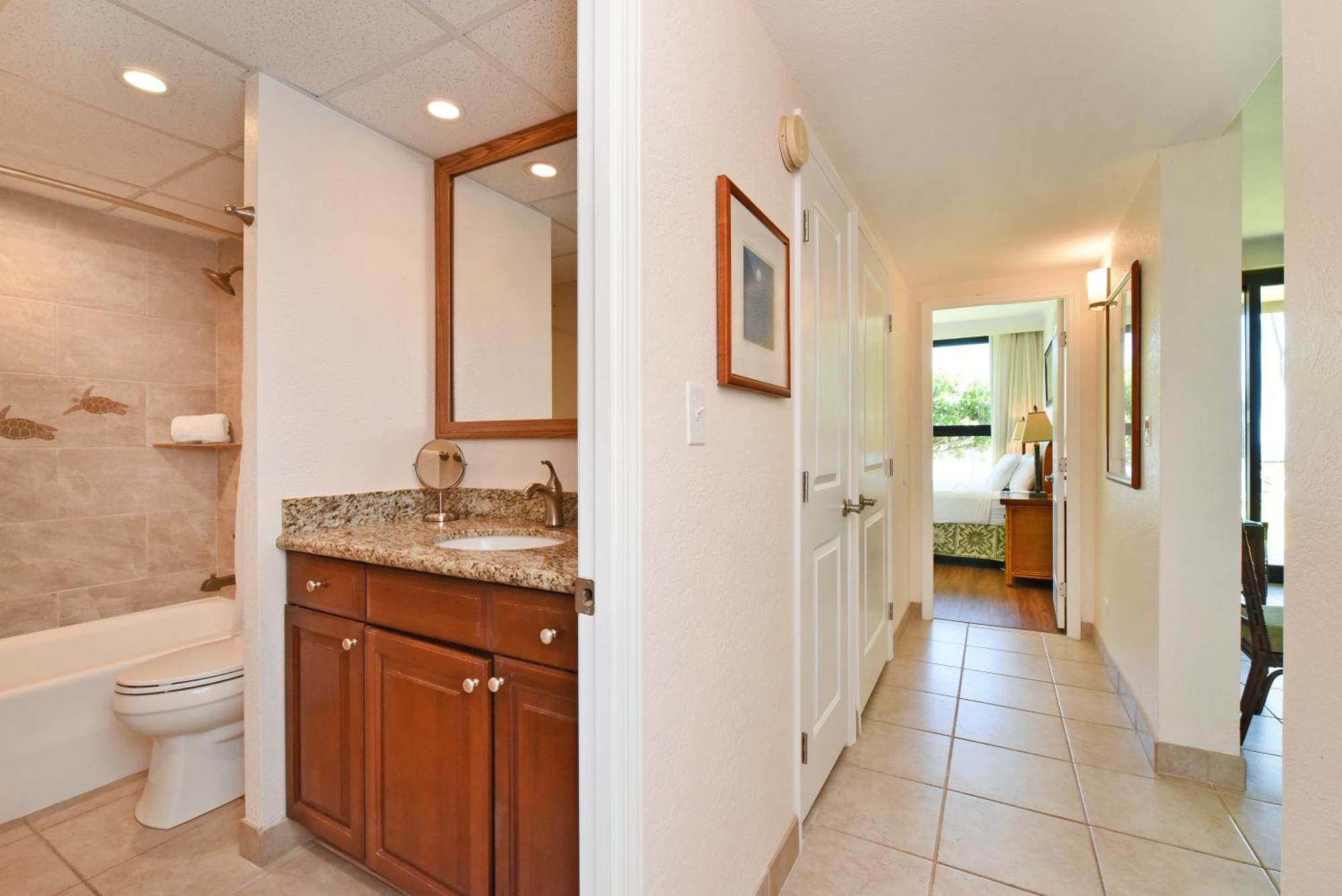 Resort Kaanapali Shores 160 - Sleep Steps Away From The Ocean