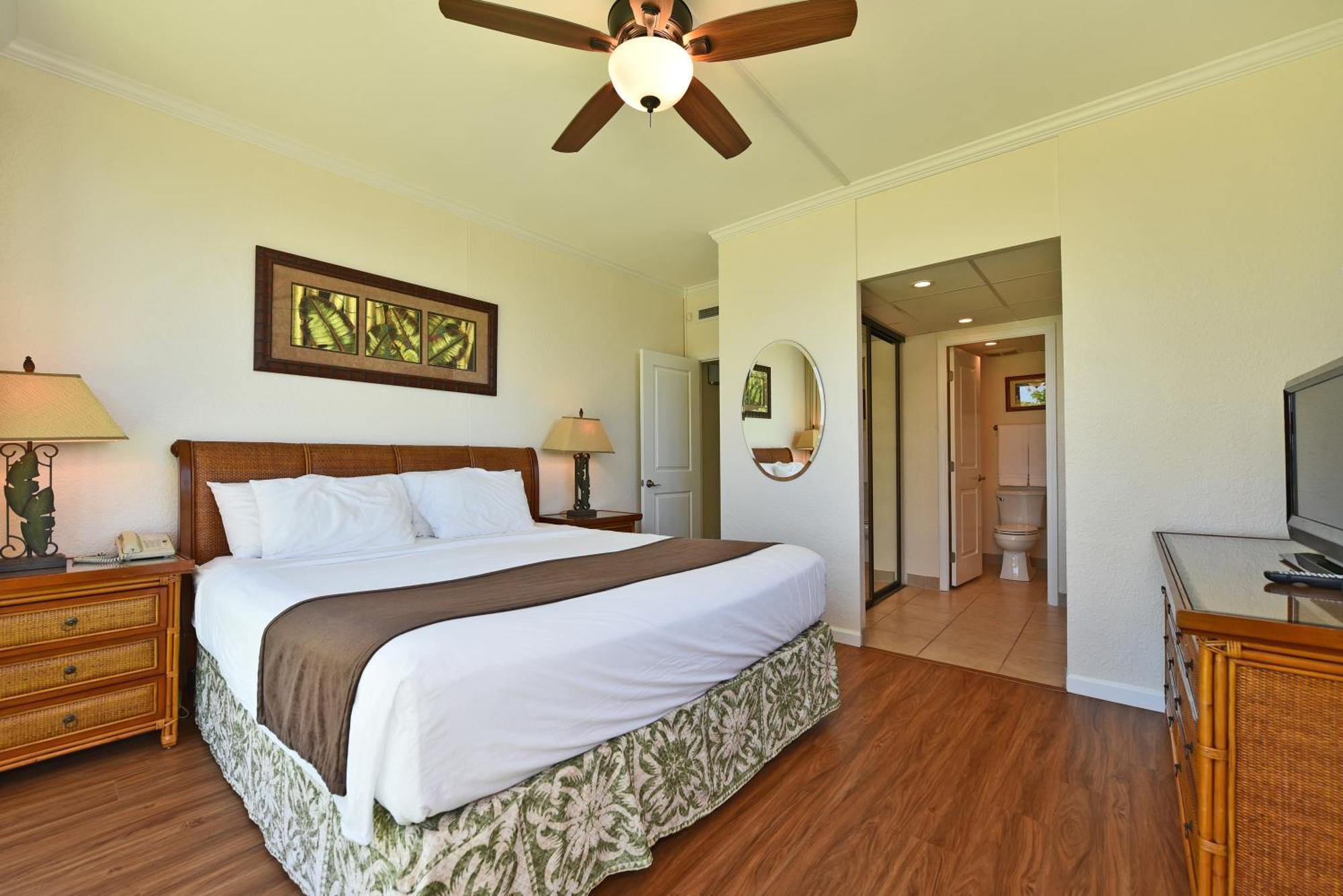 Kaanapali Shores 160 - Sleep Steps Away From The Ocean * Kahana