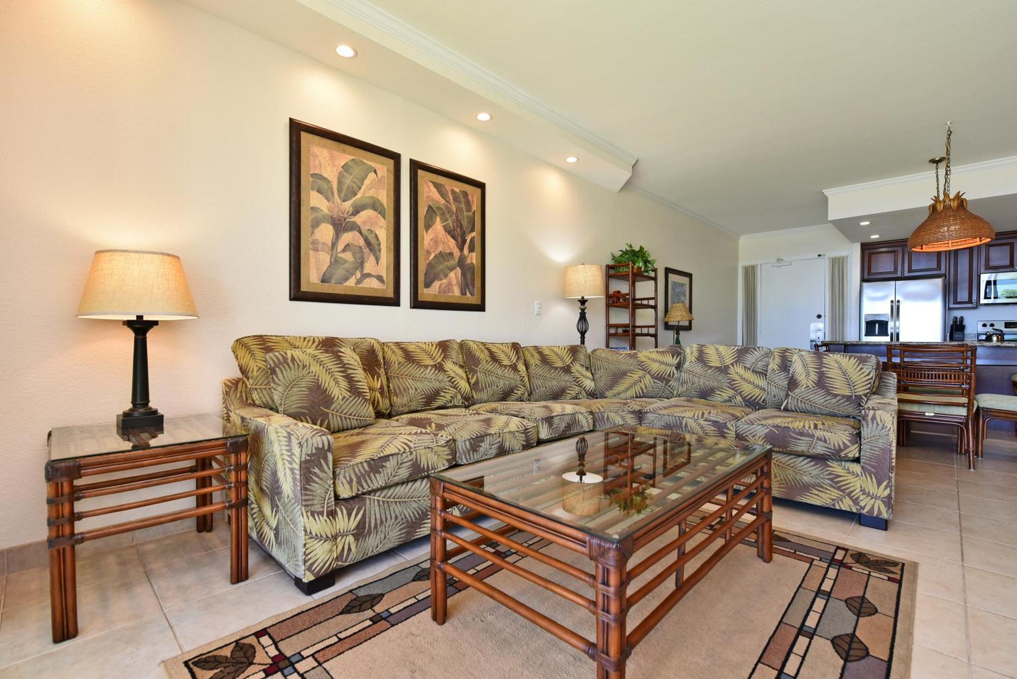 Resort Kaanapali Shores 160 - Sleep Steps Away From The Ocean