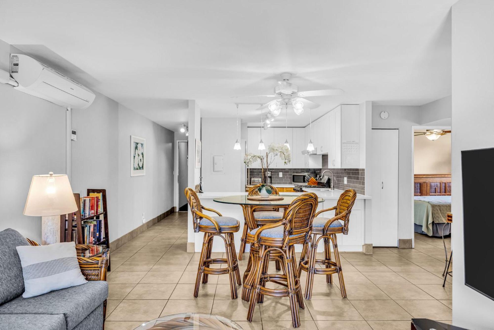 Ground Floor Garden View Unit With Great Amenities Apartment
