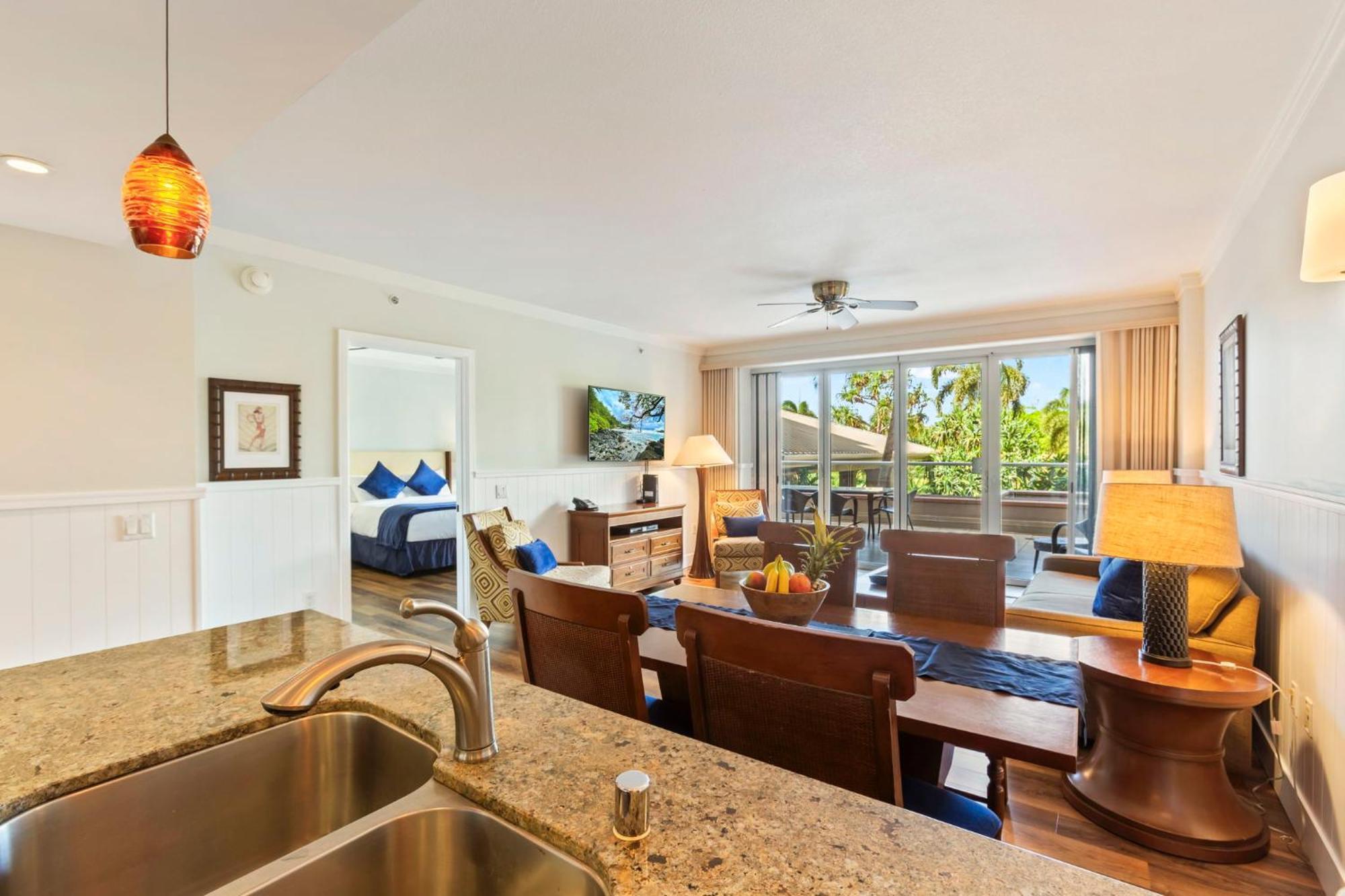 Extra Large 1br Luxury With Massive Outdoor Space & Balcony Lahaina