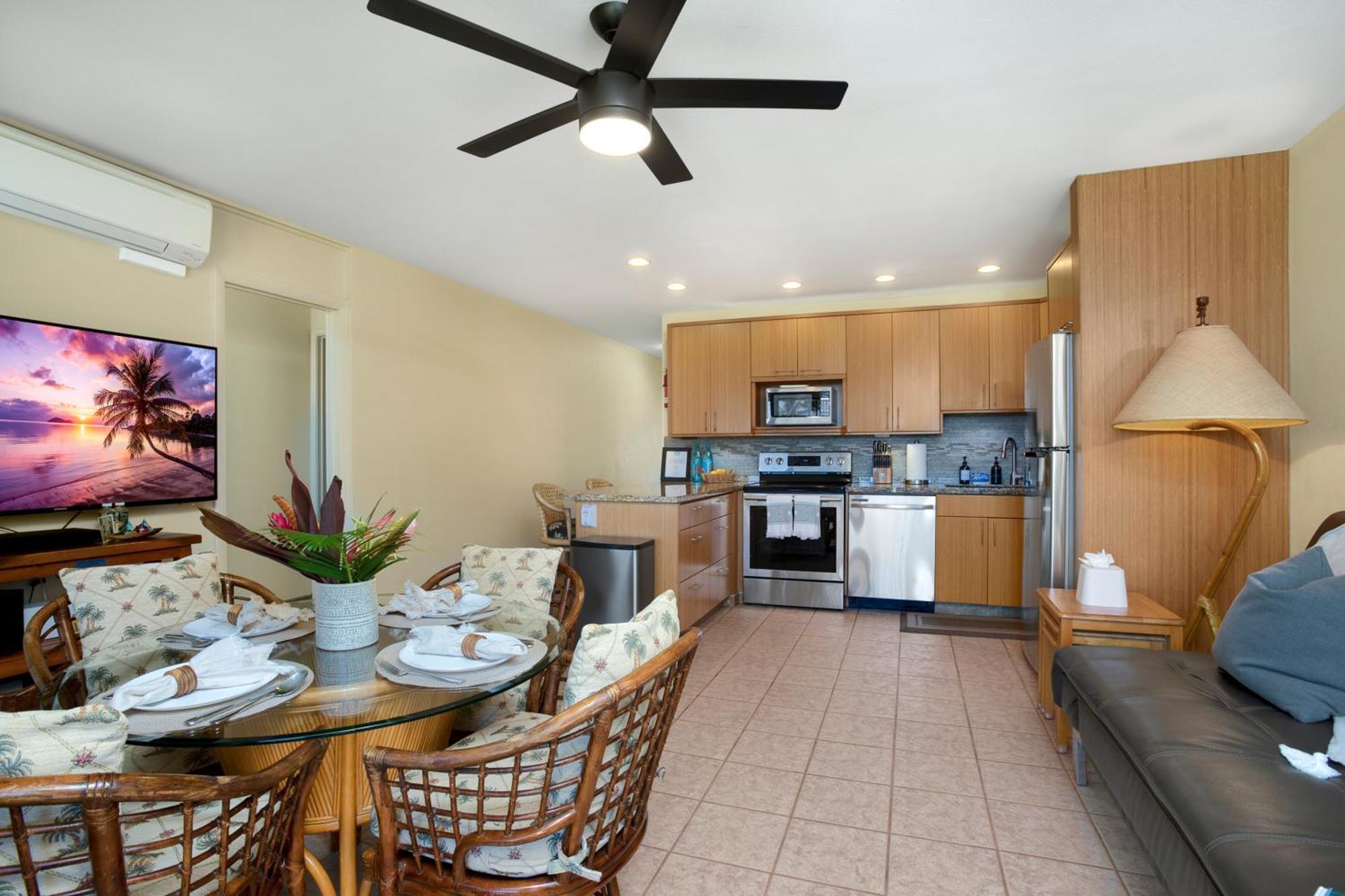 Beautiful 2br 2ba With Panoramic Ocean Views, Wifi, Free Parking! Kihei